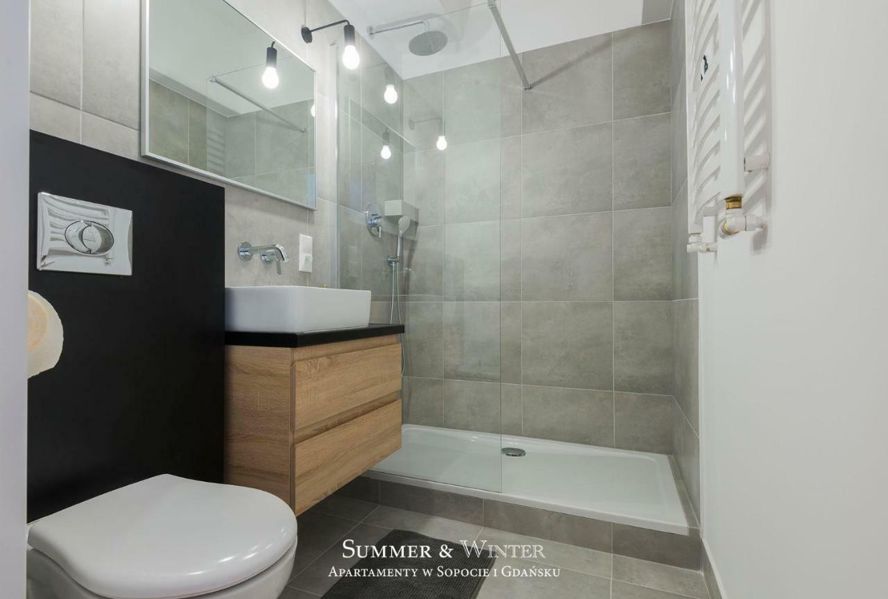 Family Luxury Green Apartment 1-6, 2 Sypialnie I Studio, 52 M2 غدانسك المظهر الخارجي الصورة